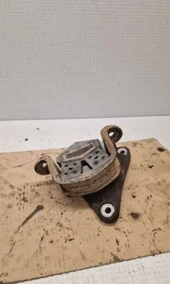 Volkswagen Transporter - Caravelle T5 Gearbox mount 