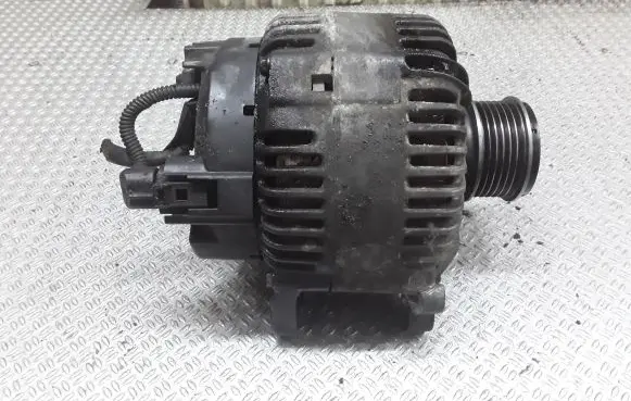 Volkswagen PASSAT B6 Generator/alternator 021903026L