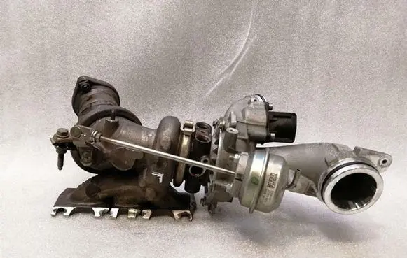 Mercedes-Benz C W205 Turbo A2760903380