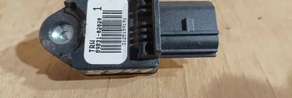 Toyota Aygo AB10 Airbag deployment crash/impact sensor 8983102020