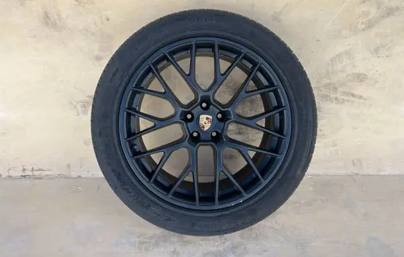 Porsche Macan (95B) R20 alloy rim