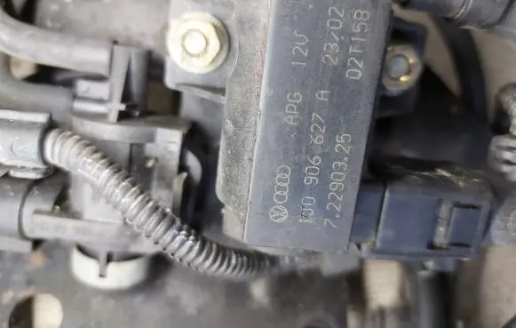 Ford Galaxy Turbo solenoid valve 1j0906627a 7M3133778T
