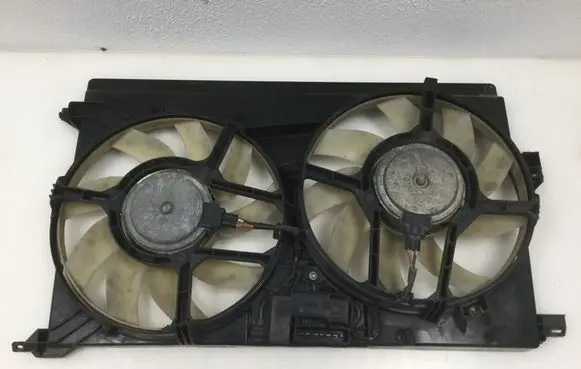 Opel Signum Radiator cooling fan shroud 13114370