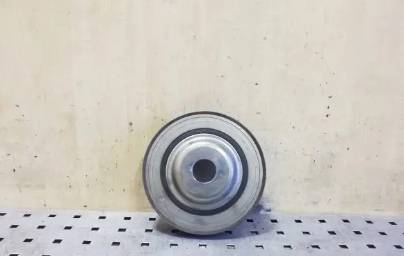 Ford Kuga II Crankshaft pulley