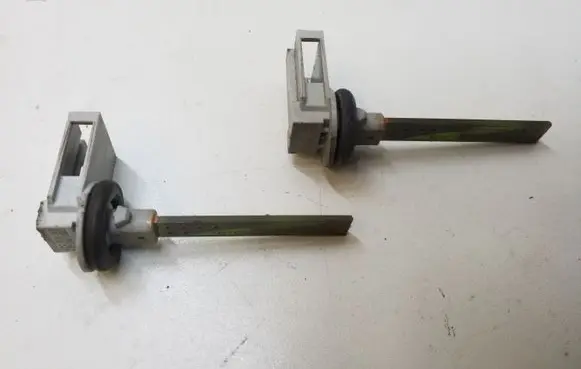 Volkswagen PASSAT B6 Interior temperature sensor 4B0820539