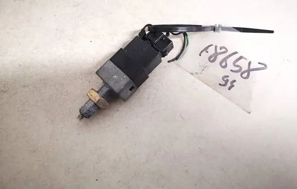 Hyundai Santa Fe Brake pedal sensor switch