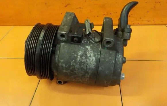Volvo C70 Air conditioning (A/C) compressor (pump) P30780330 3MB24