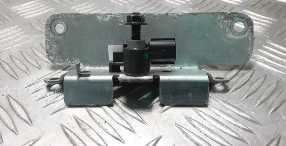 Nissan Navara D23 Airbag deployment crash/impact sensor 988305RA0A