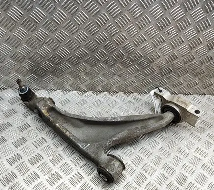 Volvo XC90 Front lower control arm/wishbone 32381882
