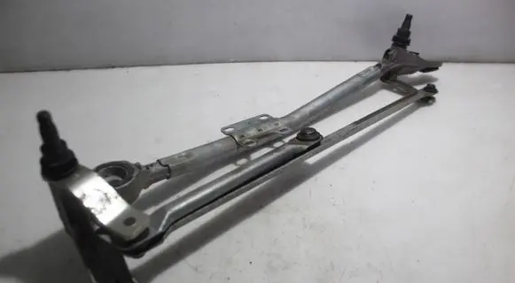 Front wiper linkage