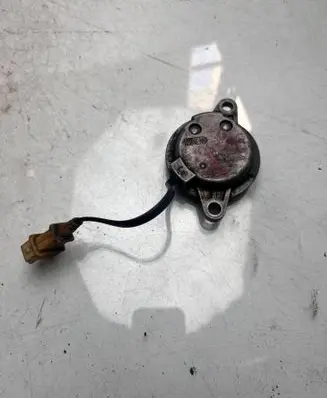 Volvo 850 Camshaft position sensor 0232101030 9146108