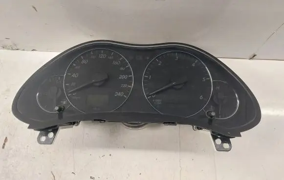 Toyota Avensis T250 Speedometer (instrument cluster) 8380005851 MB2574305632