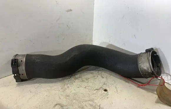 BMW 3 E90 E91 Intercooler hose/pipe 7810617 1279412