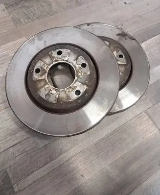 Chrysler Town & Country V Front brake disc