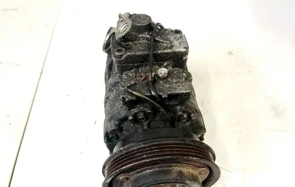 Audi A4 S4 B5 8D Air conditioning (A/C) compressor (pump) 8d0260808