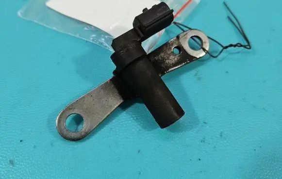 Dacia Lodgy Crankshaft position sensor IMPRK1450444