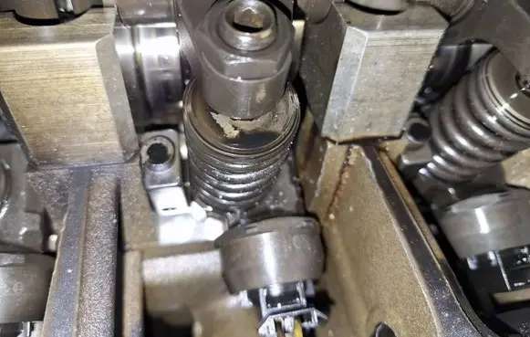 Seat Ibiza IV (6J,6P) Fuel injector