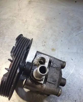 Volvo S80 Power steering pump 8683376 7613955139