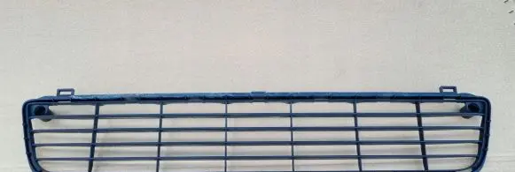 Toyota Hilux (AN10, AN20, AN30) Front bumper lower grill 531120K060