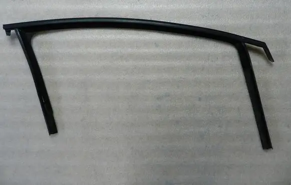 Seat Leon (5F) Front door window/glass frame 5F4837432F 5F4837432