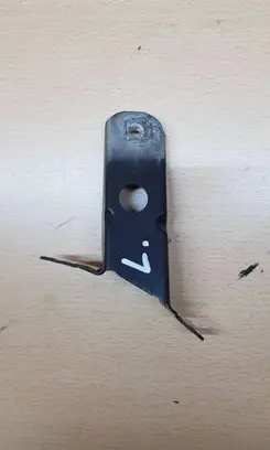 BMW 4 F32 F33 Fender mounting bracket 8066937