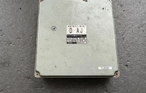 Nissan Patrol Y61 Engine control unit/module 23710VC108 407917016