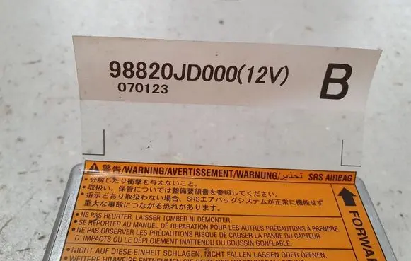 Nissan Qashqai Airbag control unit/module 98820JD000 070123