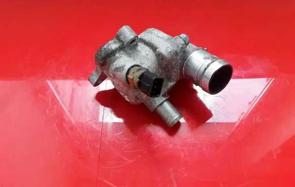 Hyundai i40 Thermostat/thermostat housing NOCODE