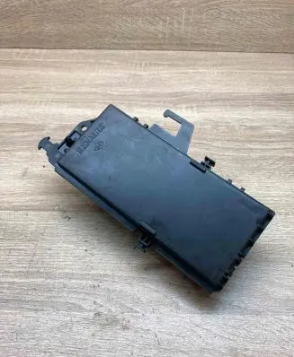 Renault Espace IV Comfort/convenience module 28058786A 8200427761B