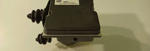 Audi A4 S4 B8 8K ABS Pump 8K0907379CJ 200442337