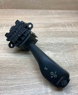 BMW 5 E39 Indicator stalk 8363668 01104010 WITHPLUG