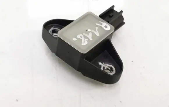 Volkswagen PASSAT B6 Airbag deployment crash/impact sensor 391140 1710030303 11300947KT
