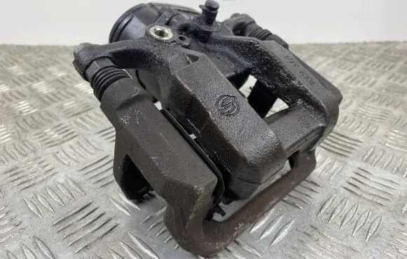 SsangYong Rexton Rear brake caliper