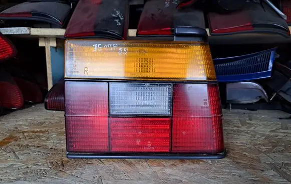 Volkswagen Jetta I Rear/tail lights 165945112