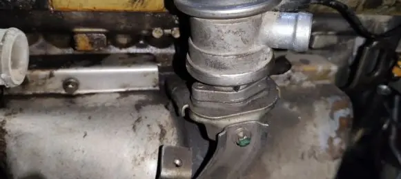Opel Astra F EGR valve 90470420 7.22296.00