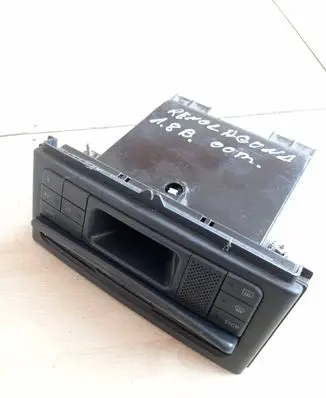 Renault Laguna I Climate control unit 9140010332