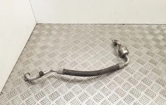 Nissan Tiida C11 Air conditioning (A/C) pipe/hose 13709100