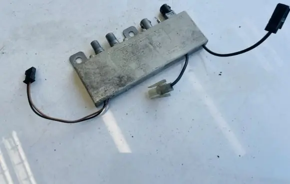 BMW 5 E39 Antenna control unit 65258378090 6525-8378090