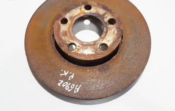 Audi A4 S4 B5 8D Front brake disc ventiliuojamas