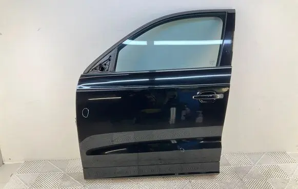 Audi Q3 8U Front door 8U0831311C