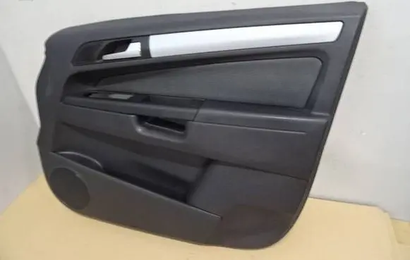 Opel Zafira B Front door card panel trim