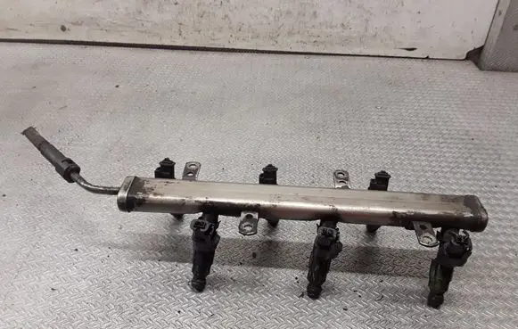 Chrysler Voyager Fuel injectors set 0280156007 04861454AA