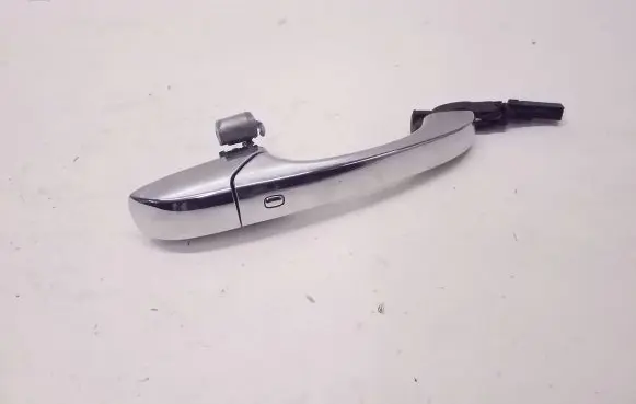 Chrysler Town & Country V Front door exterior handle