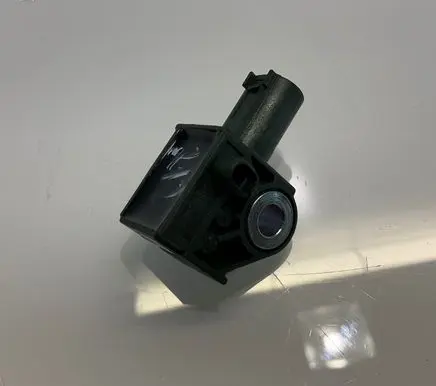 Mercedes-Benz E W212 Airbag deployment crash/impact sensor A1729056000 1729056000