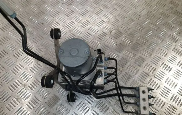 BMW 5 F10 F11 ABS Pump 6797375