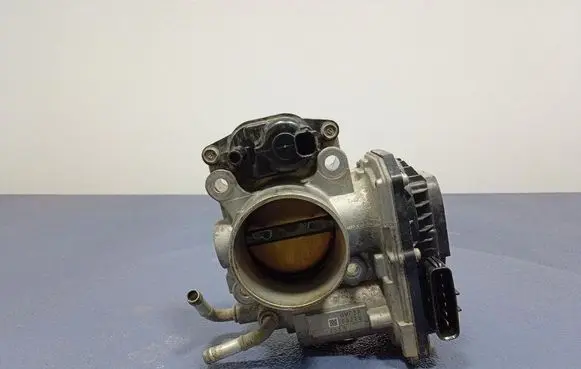Honda CR-V Throttle body valve GMF3A