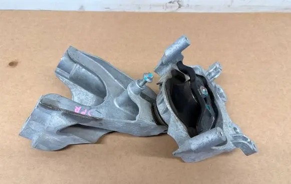 Dacia Spring Engine mounting bracket SPRLAP1 112333383R