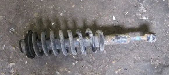 Toyota Hilux (AN120, AN130) Front shock absorber/damper
