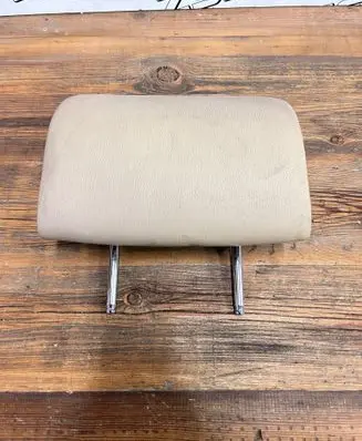 BMW 7 E38 Rear seat headrest 