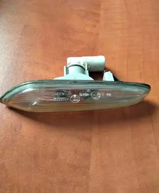 BMW X1 E84 Front fender indicator light